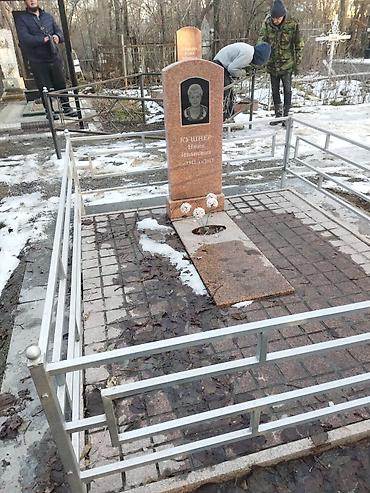 фото можно: Кованые ограды и таблички для места захоронения - Художественная — 7