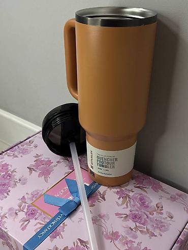Термо идиштер: Термокружка Stanley Quencher H2.0 FlowState Tumbler 40 oz (1,18 л) - — 3