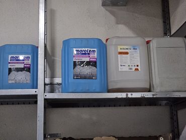 19 litrelik su bidonu: Plasma kanistr 20 litr.
içində salyanda olub. 7ədəd