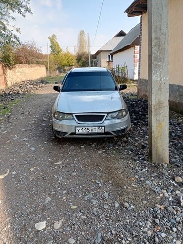 Daewoo: Daewoo Nexia: 2008 г., 0.5 л, Механика, Бензин, Внедорожник