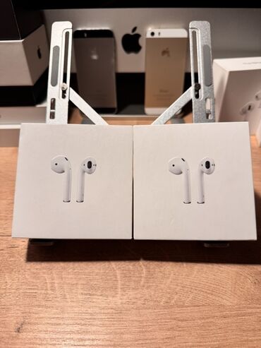 Apple iPhone: Apple iPhone, AirPods, iPod Shuffle qutuları
hərəsinin öz giyməti var — 9