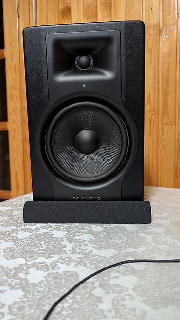 Kontrollerlər: M-Audio studiya monitorları və USB audio interfeys dəsti M-Audio BX8 — 1