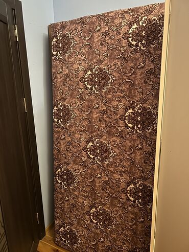 laminat döşəmə qiyməti: Tələbə üçün münasib qiymətə yataq var keyfiyətlidir qiyməti razılaşa