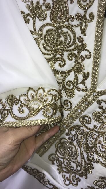 свадебные платья с камнями: Продаю Платье на «Кыз узату» «Никах» Одевала только один раз