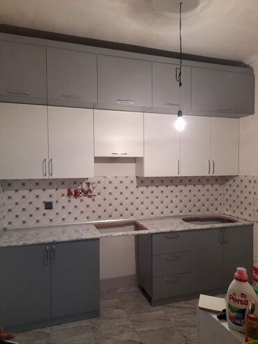 Sifarişlə mətbəx mebeli: Sifarişlə mətbəx dəsti, Özü çəkən petlələr, Mat laminat, Kredit var, Pulsuz çatdırılma