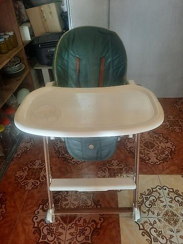 Uşaq yemək stolu