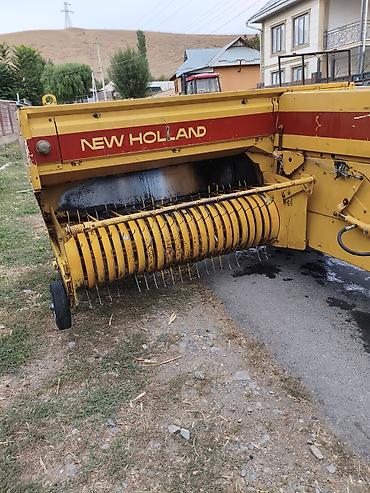 кормушки для животных: Тюковый пресс-подборщик New Holland 940 - Тип: малогабаритный тюковый — 5