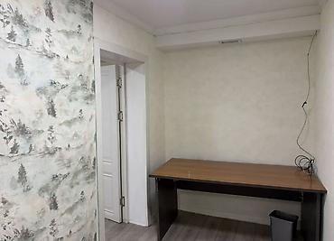 квартира бишкек комната: Ижарага Кеңсе бөлмөсү: 23 м², Административдик имаратта, Ремонту менен — 3