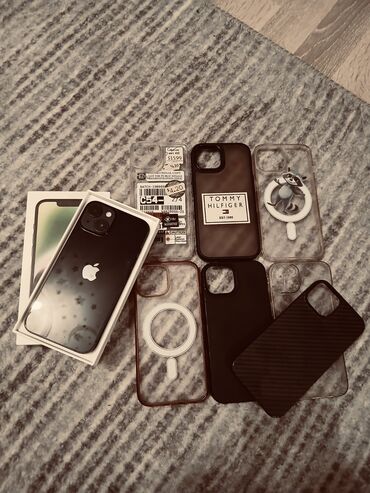 Apple iPhone: IPhone 14, 128 GB, Midnight, Simsiz şarj, Face ID, Sənədlərlə