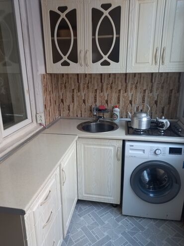 Uzunmüddətli kirayə mənzillər: Kirayə üçün tam mebel və texnika ilə təchiz olunmuş 2 otaqlı mənzil — 5