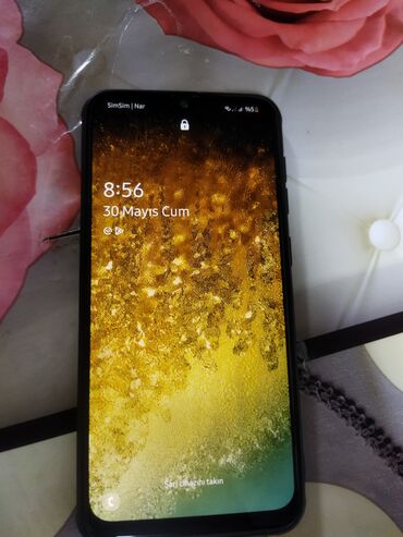 rəsmi 9 s: Samsung Galaxy A30, 32 GB