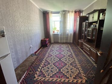 квартира берилет мадина: 2 бөлмө, 45 кв. м, 104-серия, 2 кабат, Эски ремонт
