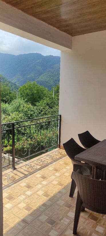 Günlük kirayə evlər: 152 kv. m, 4 otaqlı, Kanalizasiya, Kombi, Qaz — 14