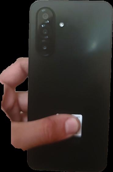 black berry passport: Smartfon – qara rəng, düz kənarlı korpus - Arxa tərəfdə şaquli — 1