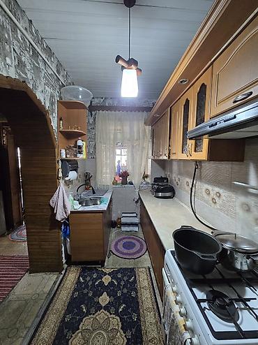 Продажа коттеджей и домов: ✨ Продаётся дом в с. Сокулук р-н Черемушки✨ 🏡 Основные — 10