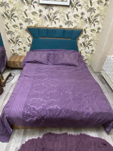 tek oturacaq: İkinəfərlik çarpayı, Dolab