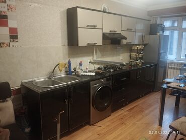 1 kub metr nece kvadrat metrdir: Bes metrdir yaxsi veziyyetde 055 937 61 24 elave sual ucun bu nomre