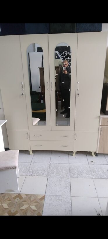 Dolablar: Yeni, Açılan, 4 qapılı Düz dolab, Dolab-asılqan, Türkiyə — 11