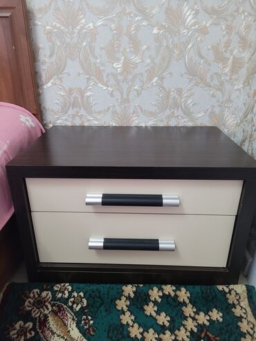 теке сатылат: Продается срочно спальный гарнитур б/у. 35000 В комплекте диван