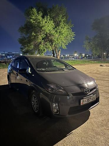 kan: Toyota Prius: 2011 г., 1.8 л, Автомат, Гибрид, Хэтчбэк — 2
