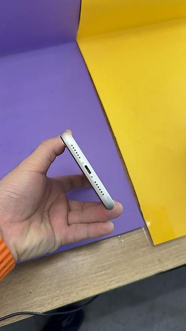 Apple iPhone: IPhone 11, Б/у, 64 ГБ, 100 % — 10