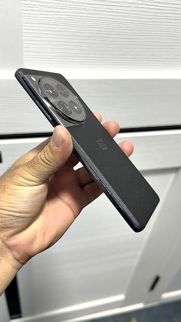 OnePlus 12, Б/у, 512 ГБ, 2 SIM