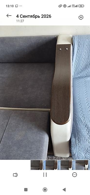 sofa: Б/У диван, на фото всё видно, без торга, окончат.цена - Габариты в — 6