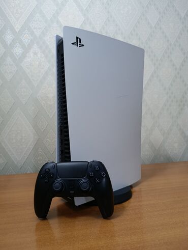 vaio ноутбук купить: Продаю б/у Playstation 5,в комплекте один джойстик,все необходимые