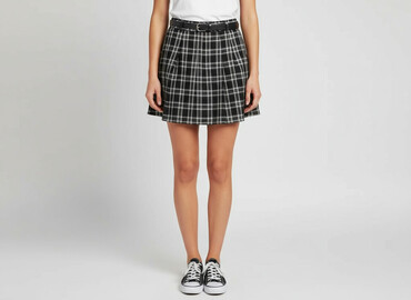 proste spódnice dla puszystych: Women`s skirt, size S