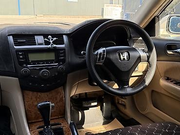 мото honda: Honda Accord: 2003 г., 2 л, Седан — 8
