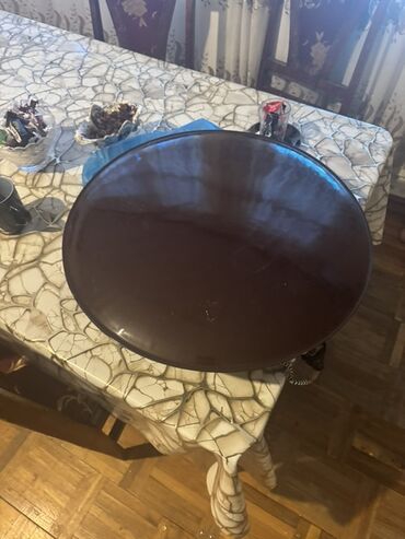 Yemək konteynerləri: Sac pramoydu toku işlek veziyetdedi