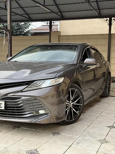 Toyota: Toyota Camry: 2019 г., 2.5 л, Автомат, Бензин, Седан — 3