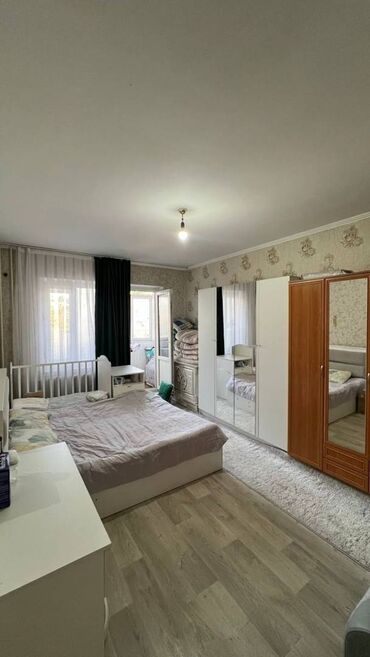 токолдош квартира: 1 бөлмө, 40 кв. м, 106-серия, Косметикалык ремонт