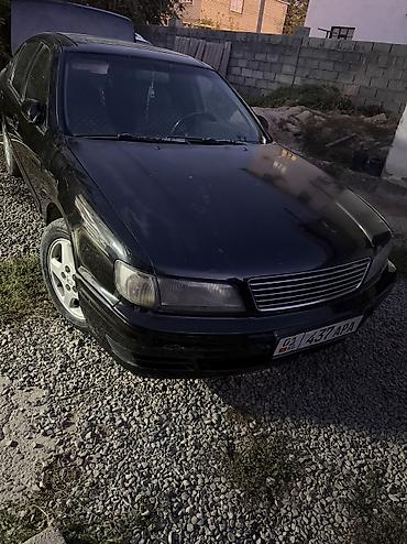 механическая: Nissan Maxima: 1996 г., 2 л, Механика, Бензин, Седан — 1