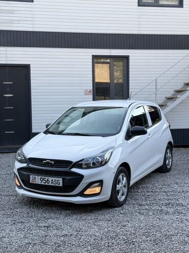 расрочкага машина берем: Chevrolet Spark: 2018 г., 1 л, Автомат, Бензин, Хэтчбэк