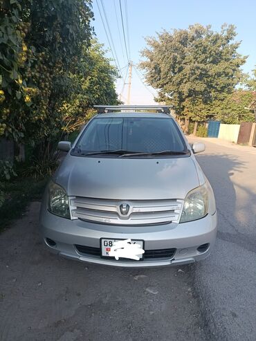 автомобиль для продажи: Toyota ist: 2003 г., 1.3 л, Автоматтык, Бензин, Седан
