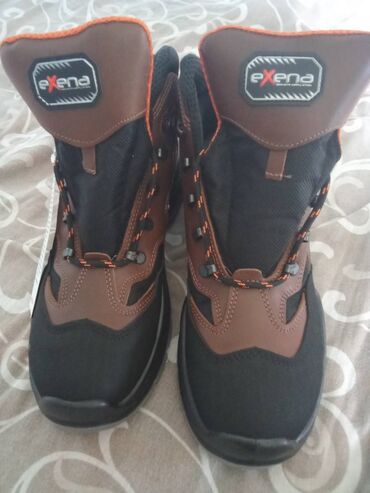 mona muski novcanici cena: Safety work shoes, Exena, size - 42
