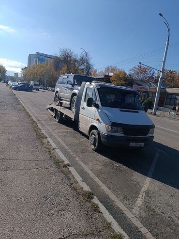 бишкек нарын: Гидроманипулятору менен, Көтөргүсү менен, Сынган платформасы менен