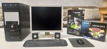 макбук 17 про: Компьютер, ОЭТ 8 ГБ, Татаал эмес тапшырмалар үчүн, Intel Celeron, HDD