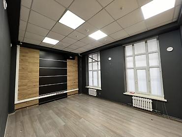 офис с парковкой: Аренда офисов, 300 м², В жилом комплексе, С видом на горы, 1 линия, С оборудованием — 10