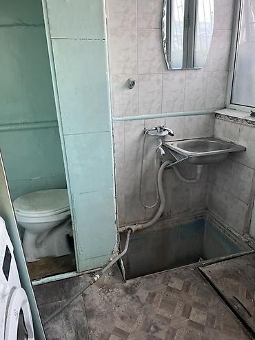 квартира в улан 2: Продается комната в общежитии в районе базара Чинар Комната общая — 3
