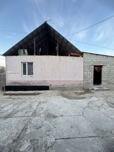 Продажа домов: Дом, 110 м², 4 комнаты, Агентство недвижимости, Косметический ремонт — 2