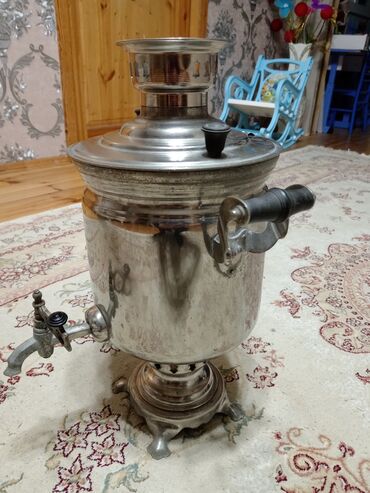 смавар: İşlənmiş Od Samovar, 5 l, Ünvandan götürmə