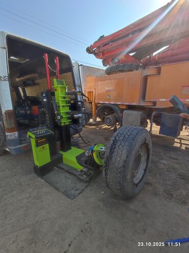 оборудование для шиномонтаж: Мобильный шиномонтаж и выездная вулканизация для грузовой, спецтехники