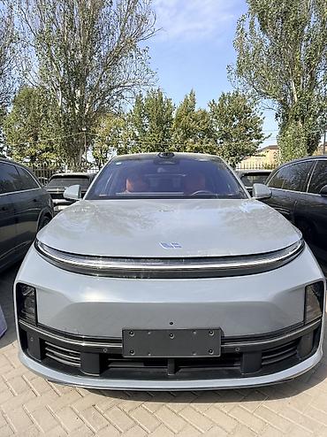жазз автомат: Lixiang L7: 2025 г., 1.5 л, Автомат, Гибрид, Кроссовер — 1