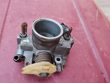 momo auto ruma: Klapna gasa Lada 21214 Niva 1.7i Lada 112 br.1. Polovno, ocuvano — 7