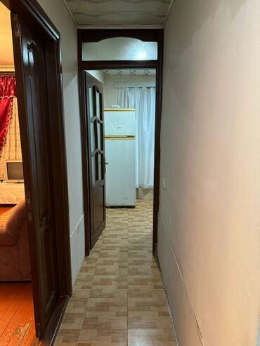 İnformatika: 1 otaqlı, 31 kv. m