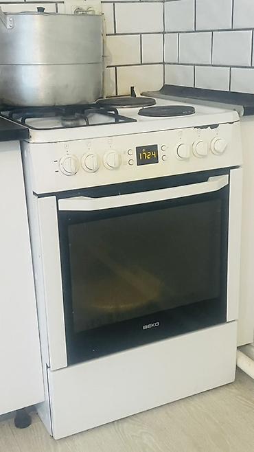 Техника для кухни: Комбинированная плита, Beko, Б/у, Напольная, Механическая, Полная оплата — 1