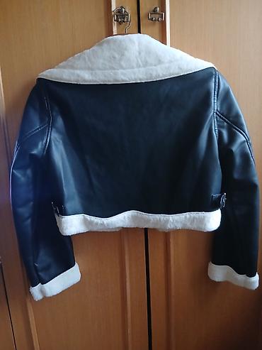 Ženska odeća: Ženska kratka jakna sa krznenom postavom (biker/aviator stil). - — 3