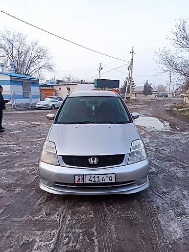 пороги степвагон: Honda Stream: 2001 г., 2 л, Автомат, Бензин, Универсал — 1